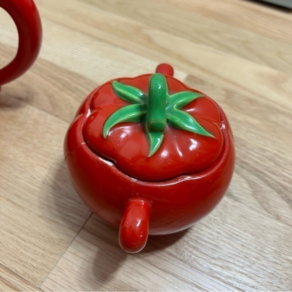 Vintage Tomato The Pantry Parade Tea Pot Creamer Sugar Bowl Set Kitschy MCM - Picture 12 of 14